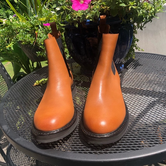 J. Crew Refined Leather Chelsea Boot In Rich Caramel. Woman’s Size 8 - Picture 7 of 10